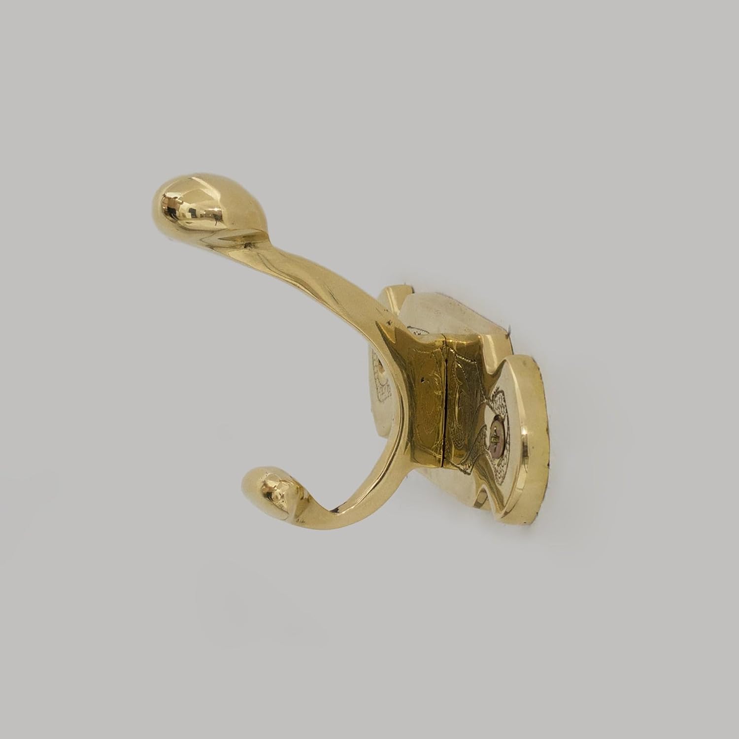 Sand-cast raw living brass finish texture - Craft Finish